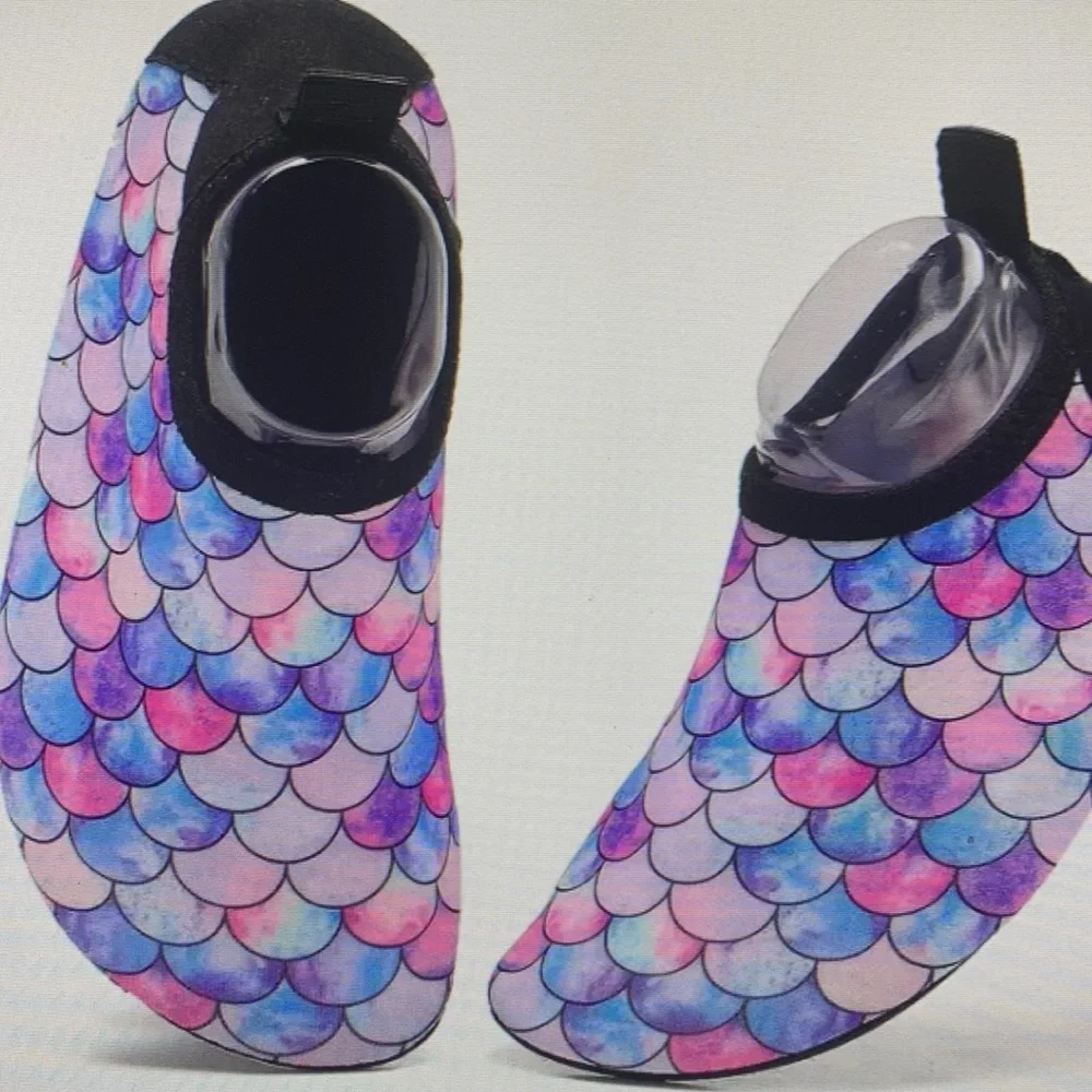 Girls barefoot water shoes gradient fish scale